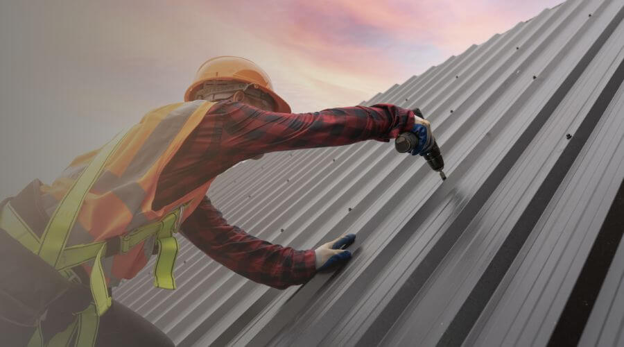 Professional gutter cleaning in Carter, OK